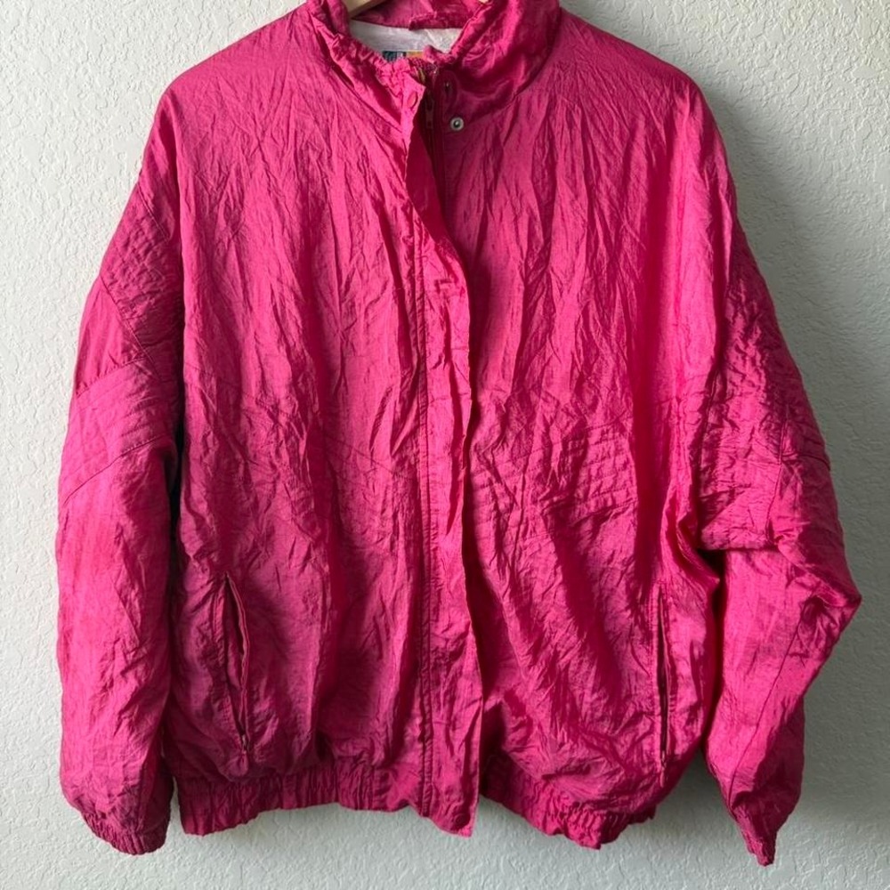 Hot‎ Pink Cotler Worldwide lightweight vintage windbreaker jacket